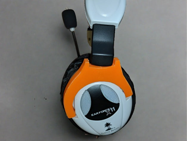Turtle Beach Earforce X11 Earpiece Swivel (also fits X12) Replacement. Upgrade your gaming experience with the Turtle Beach Earforce X11 Earpiece Swivel (also fits X12) Replacement. Made from high-quality materials, this replacement piece ensures durability and comfort for extended use. Equip your headset with this replacement to enjoy a seamless and comfortable gaming session.