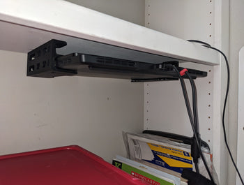 Dual laptop under-desk mount