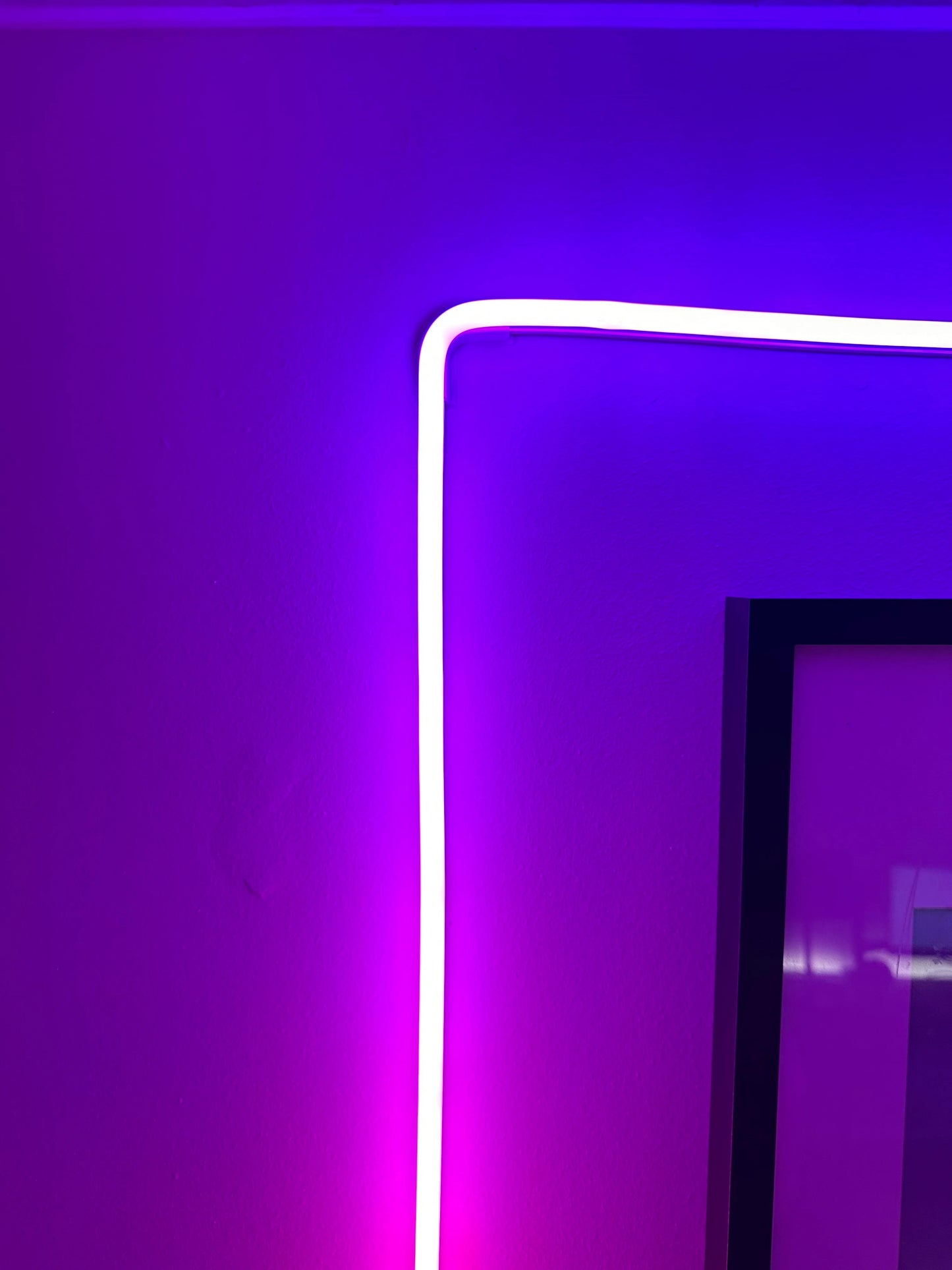 LIFX Indoor Neon - 90-Degrees Corner Bracket x 2