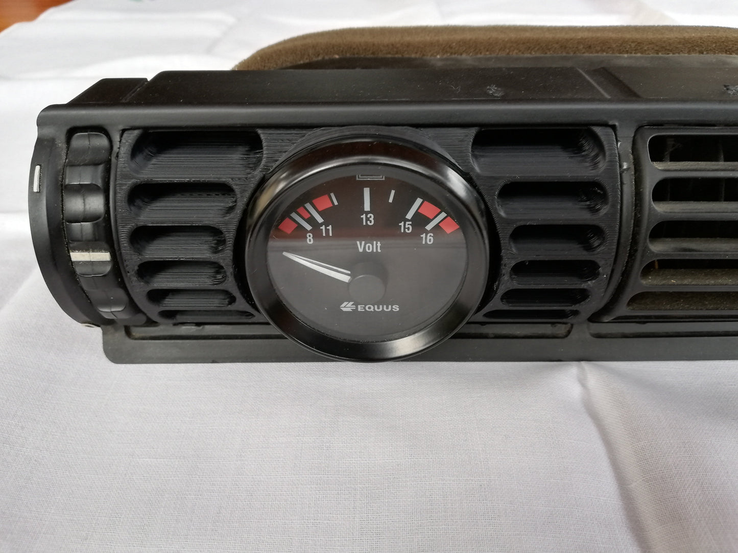 Gauge Vent for BMW E30